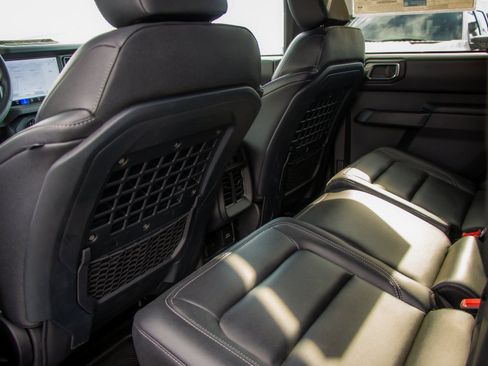 New 2025 Ford Bronco Badlands image 45