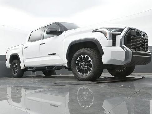 Used 2025 Toyota Tundra SR5 w/ TRD Off-Road Package AWD/4WD image 9
