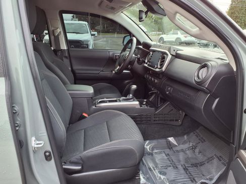 Used 2023 Toyota Tacoma 4x4 Double Cab w/ Trail Edition image 5