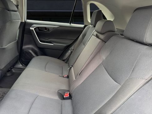 Used 2025 Toyota RAV4 LE AWD/4WD image 14
