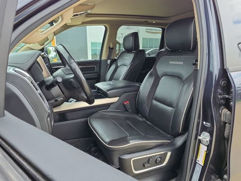 Used 2021 RAM 1500 Laramie w/ Laramie Southwest Edition RWD image 13