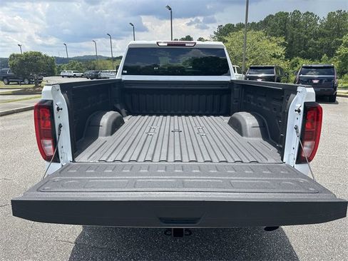 Used 2024 GMC Sierra 2500 Pro image 17