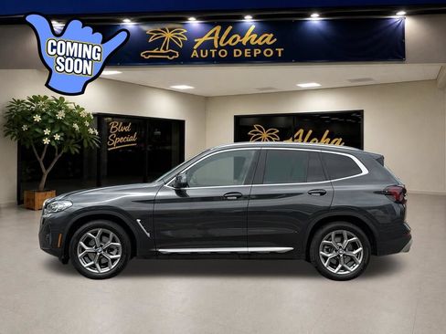 Used 2024 BMW X3 sDrive30i w/ Convenience Package RWD image 2