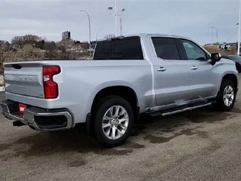 Certified 2019 Chevrolet Silverado 1500 LTZ w/ LTZ Premium Package image 8