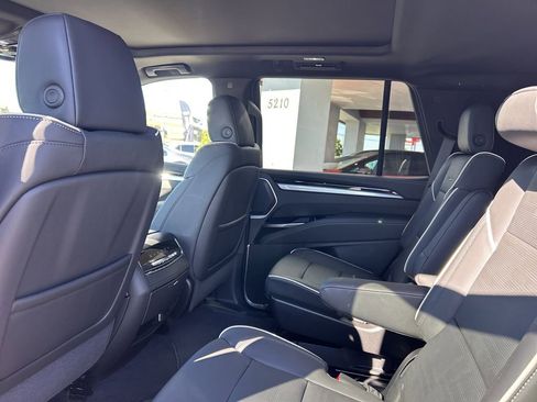 New 2026 Cadillac Escalade Sport image 17