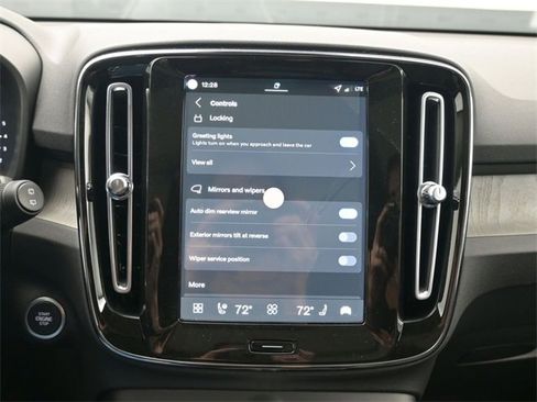 New 2026 Volvo XC40 B5 Core w/ Climate Package image 16