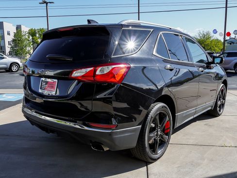 Used 2020 Chevrolet Equinox Premier w/ Premier Redline Edition AWD/4WD image 8