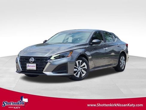 New 2025 Nissan Altima 2.5 S image 1