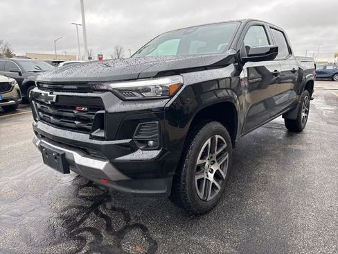 Used 2023 Chevrolet Colorado Z71 w/ Z71 Convenience Package 2 image 2