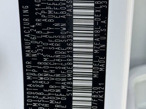 Used 2024 Toyota Corolla LE image 30