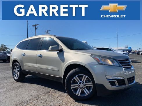 Used 2015 Chevrolet Traverse LT FWD image 1