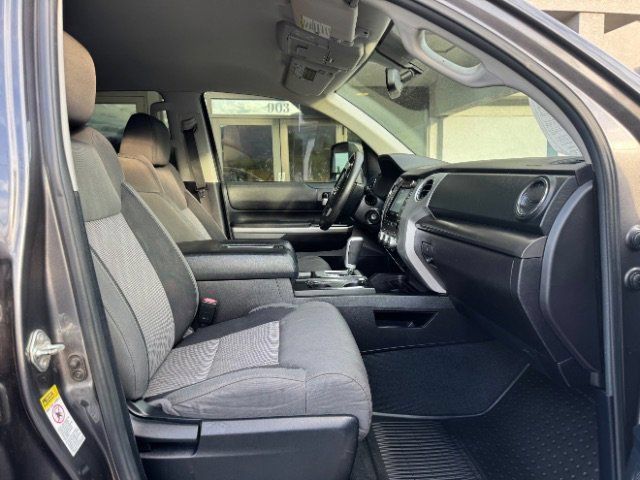 Used 2015 Toyota Tundra SR5 w/ SR5 Upgrade Package RWD image 19