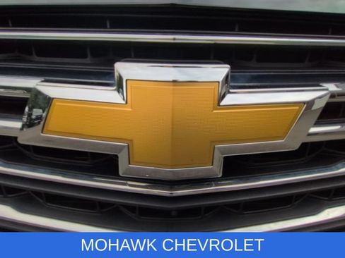Used 2023 Chevrolet Traverse LT w/ Rear Camera Mirror Package AWD/4WD image 31