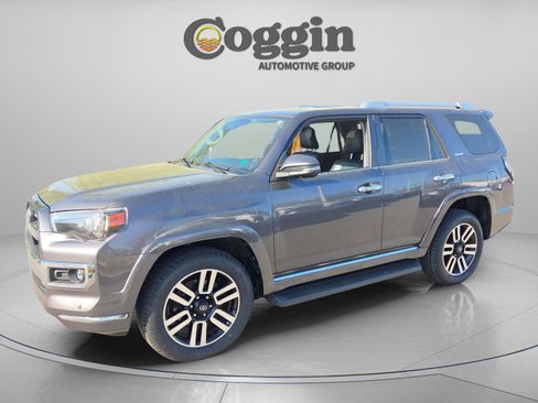Used 2022 Toyota 4Runner Limited image 1