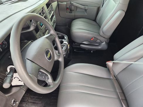 New 2025 Chevrolet Express 2500 w/ Driver Convenience Package RWD image 10