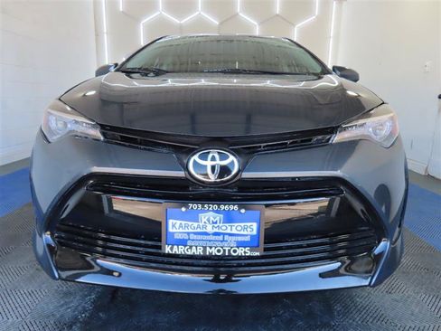 Used 2019 Toyota Corolla LE FWD image 3