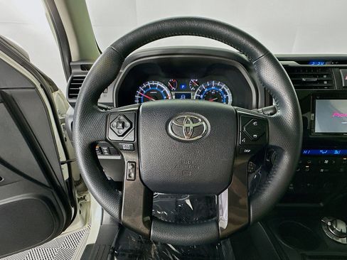 Used 2019 Toyota 4Runner Limited image 11