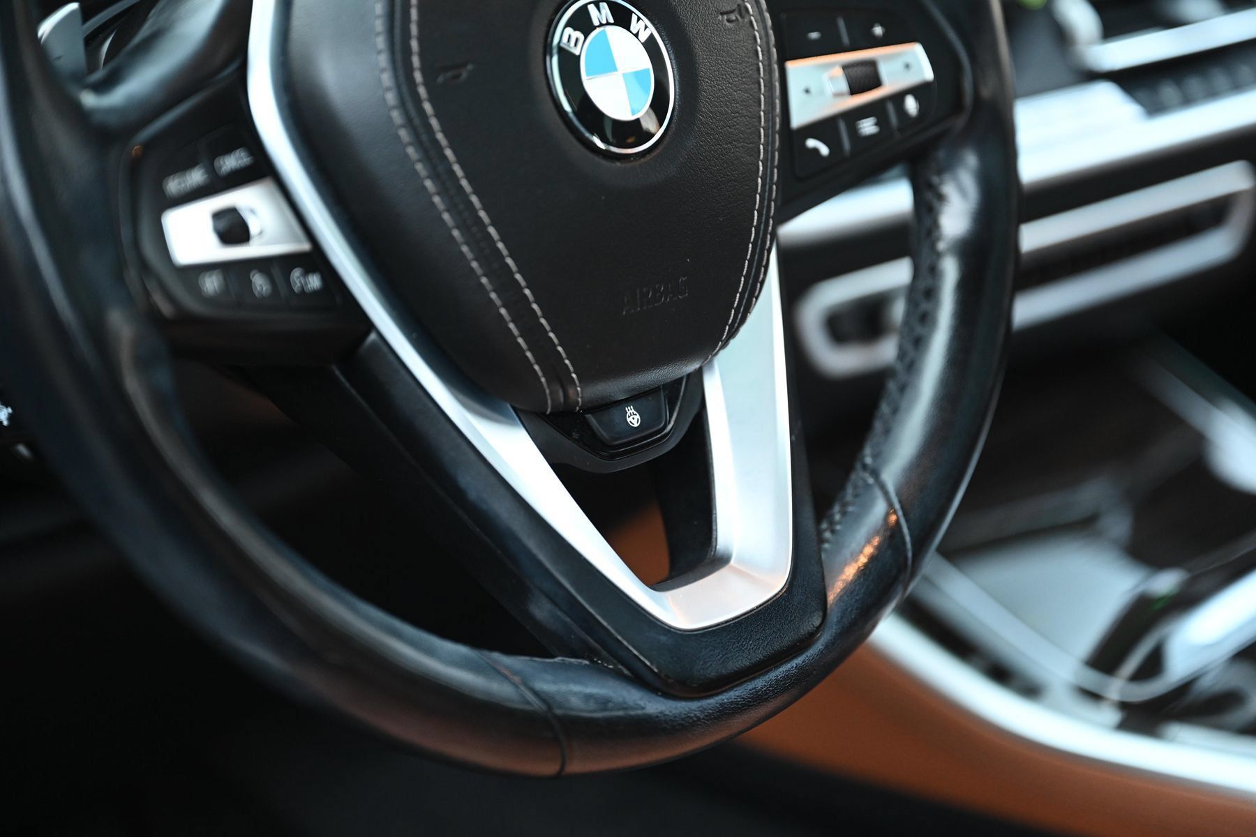 Used 2019 BMW X5 xDrive40i w/ Convenience Package AWD/4WD image 28