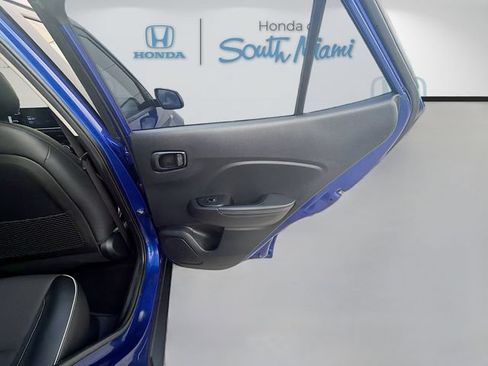 Used 2022 Hyundai Venue Limited FWD image 30