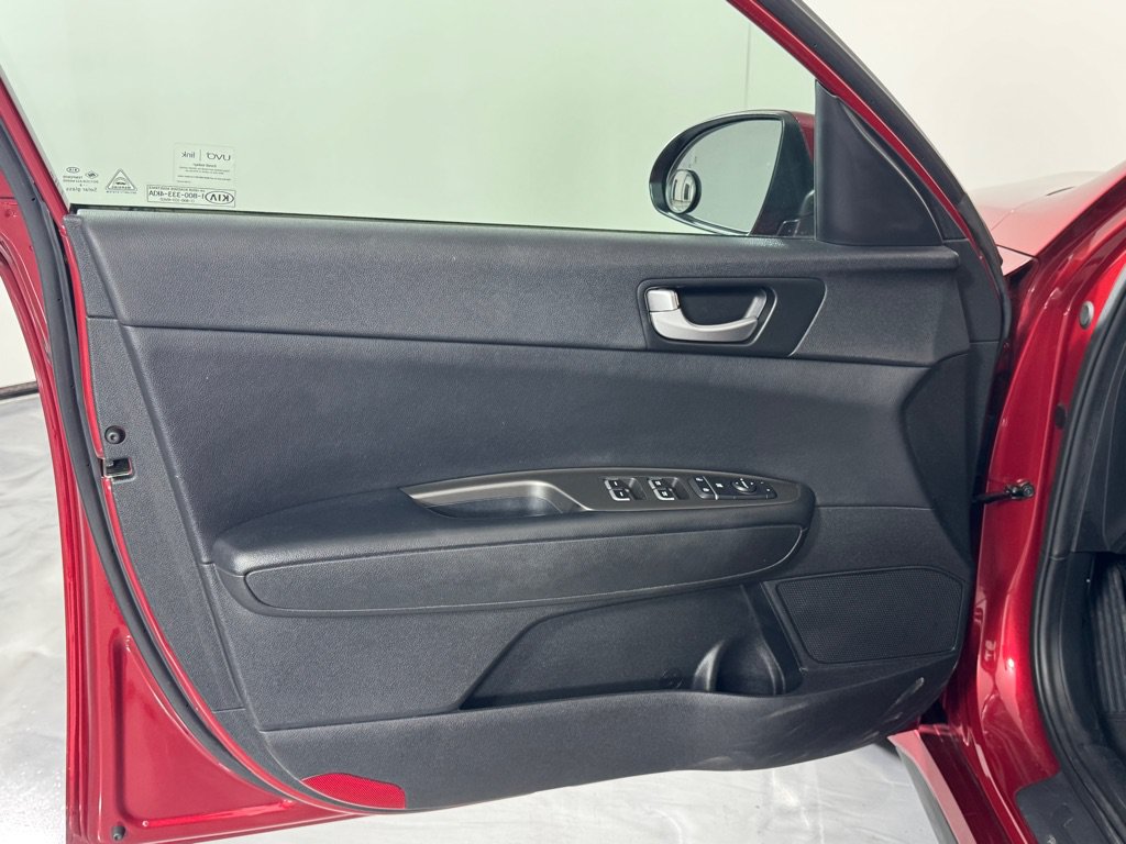Used 2019 Kia Optima S w/ S Panoramic Sunroof Package FWD image 10