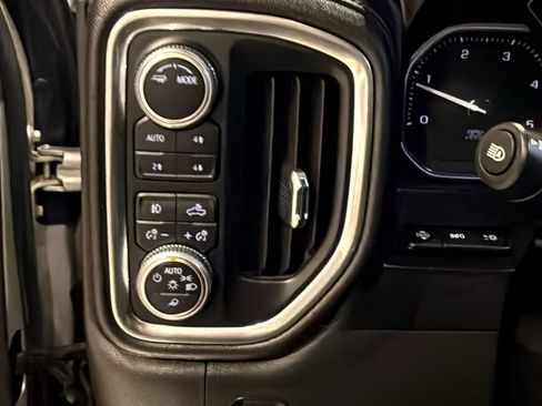 Used 2020 GMC Sierra 3500 Denali w/ Denali Ultimate Package AWD/4WD image 33