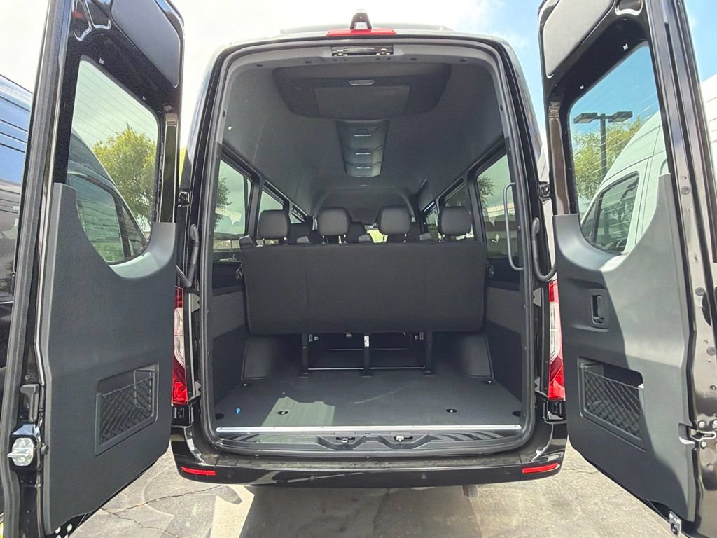 New 2026 Mercedes-Benz Sprinter 2500 image 9