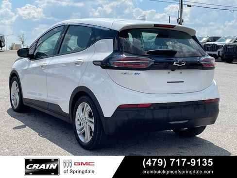 Used 2023 Chevrolet Bolt LT FWD image 5