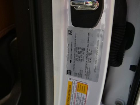 Used 2021 Cadillac Escalade Sport w/ Driver Assist Tech Package image 49