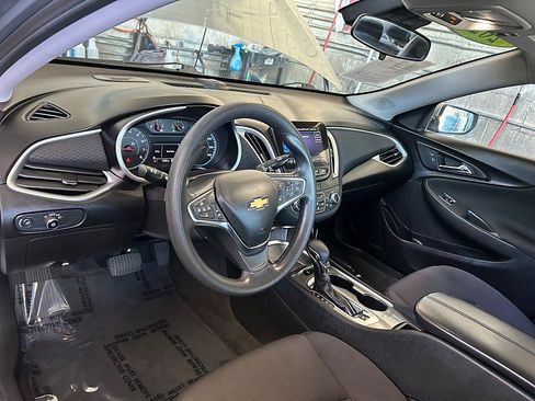 Used 2024 Chevrolet Malibu LT FWD image 19