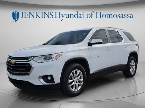 Used 2019 Chevrolet Traverse LT FWD image 11