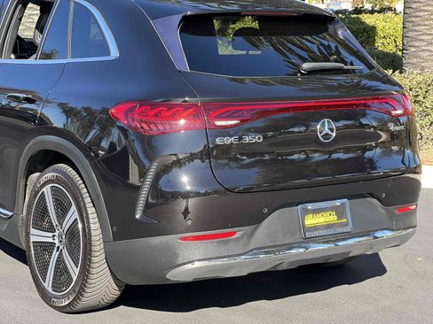 Used 2023 Mercedes-Benz EQE 350+ 4MATIC SUV w/ Exclusive Trim Package image 48