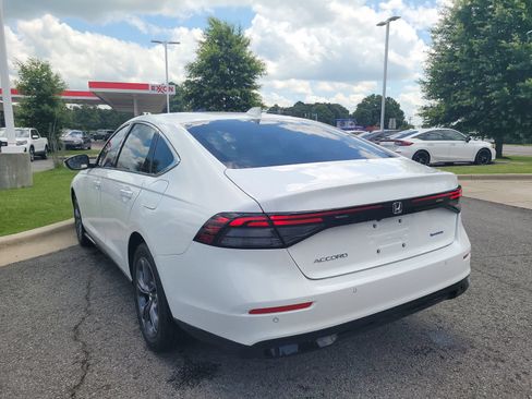 New 2026 Honda Accord EX-L image 5