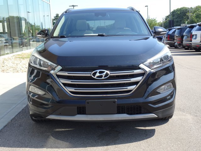 Used 2017 Hyundai Tucson Limited w/ Limited Ultimate Package 03 FWD image 7