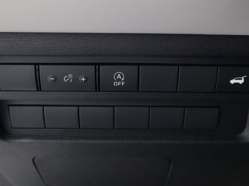 New 2026 Mitsubishi Outlander SE image 19