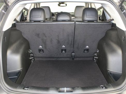 Used 2022 Jeep Compass Limited image 17