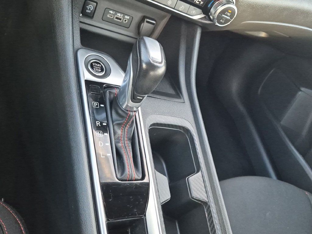 Used 2025 Nissan Sentra SR w/ Midnight Edition FWD image 21