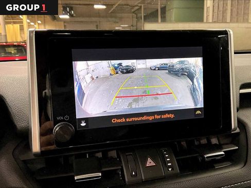 Used 2023 Toyota RAV4 XLE Premium AWD/4WD image 27