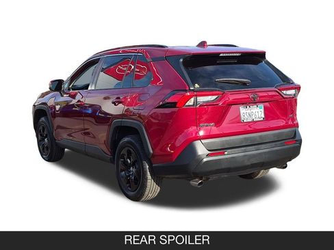Used 2021 Toyota RAV4 LE FWD image 7