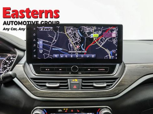 Used 2025 Nissan Altima 2.5 SL image 12