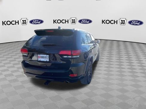 Used 2021 Jeep Grand Cherokee Laredo X image 22