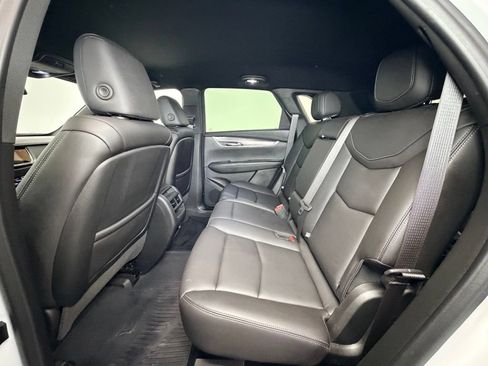 Used 2022 Cadillac XT5 Luxury AWD/4WD image 5
