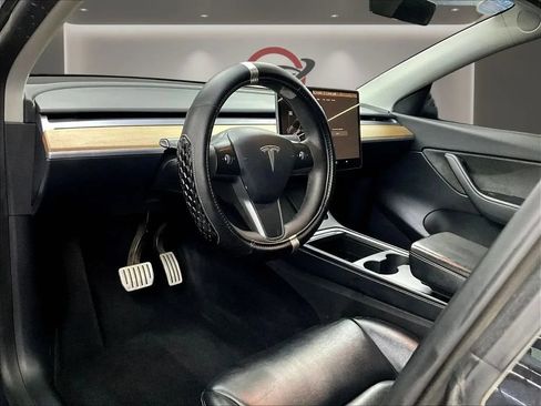 Used 2022 Tesla Model Y Performance AWD/4WD image 18