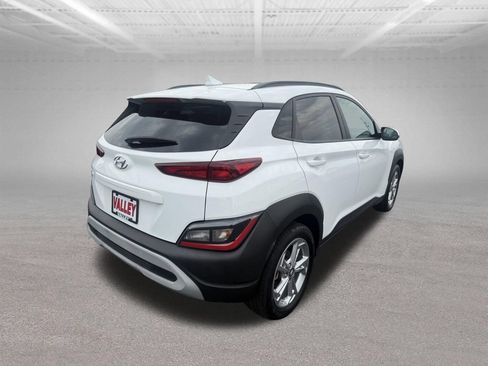 Used 2023 Hyundai Kona SEL w/ Convenience Package FWD image 4