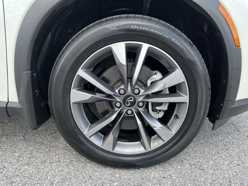 Certified 2024 INFINITI QX60 Luxe FWD image 10