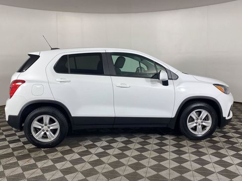 Used 2020 Chevrolet Trax LS w/ Tint and Cruise Package FWD image 18