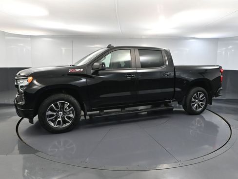 Used 2022 Chevrolet Silverado 1500 RST image 12