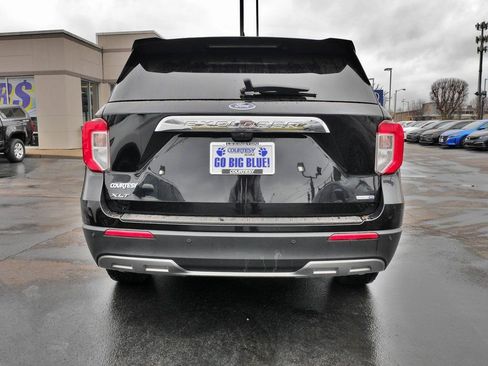 Used 2020 Ford Explorer XLT w/ Equipment Group 202A image 7