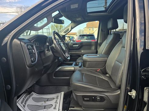 Used 2021 Chevrolet Silverado 1500 LTZ w/ LTZ Premium Package image 14