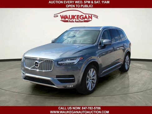 Used 2017 Volvo XC90 T6 Inscription w/ Vision Package AWD/4WD image 1