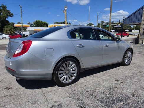 Used 2013 Lincoln MKS FWD image 7